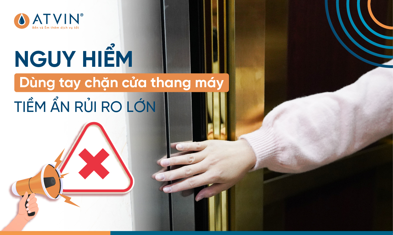 Nguy hiểm khi dùng tay chặn cửa thang máy