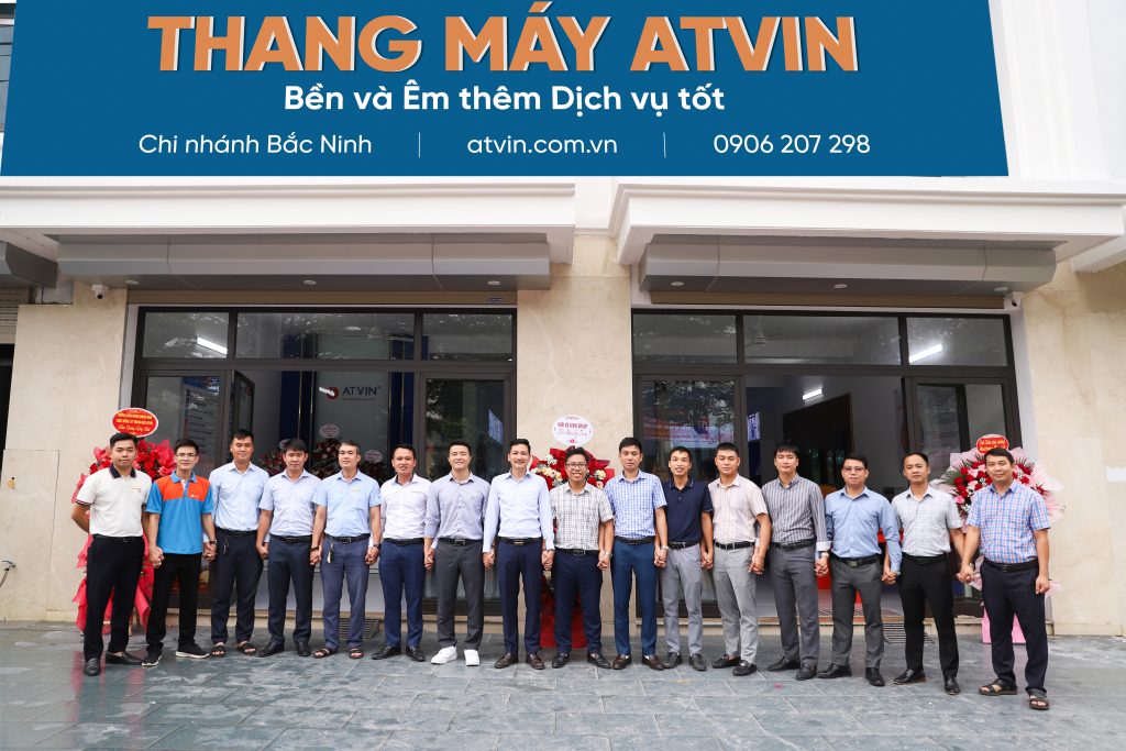 Đội ngũ nhân sự tài giỏi của Atvin chúc mừng chi nhánh Bắc Ninh